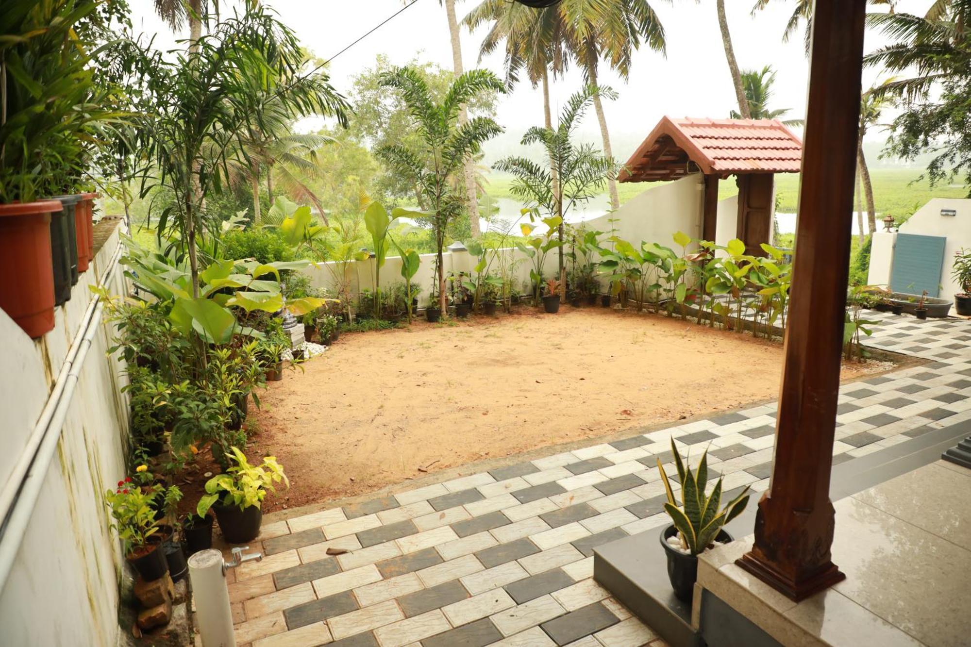 Kovalam Lake View Villa Vellayani Экстерьер фото