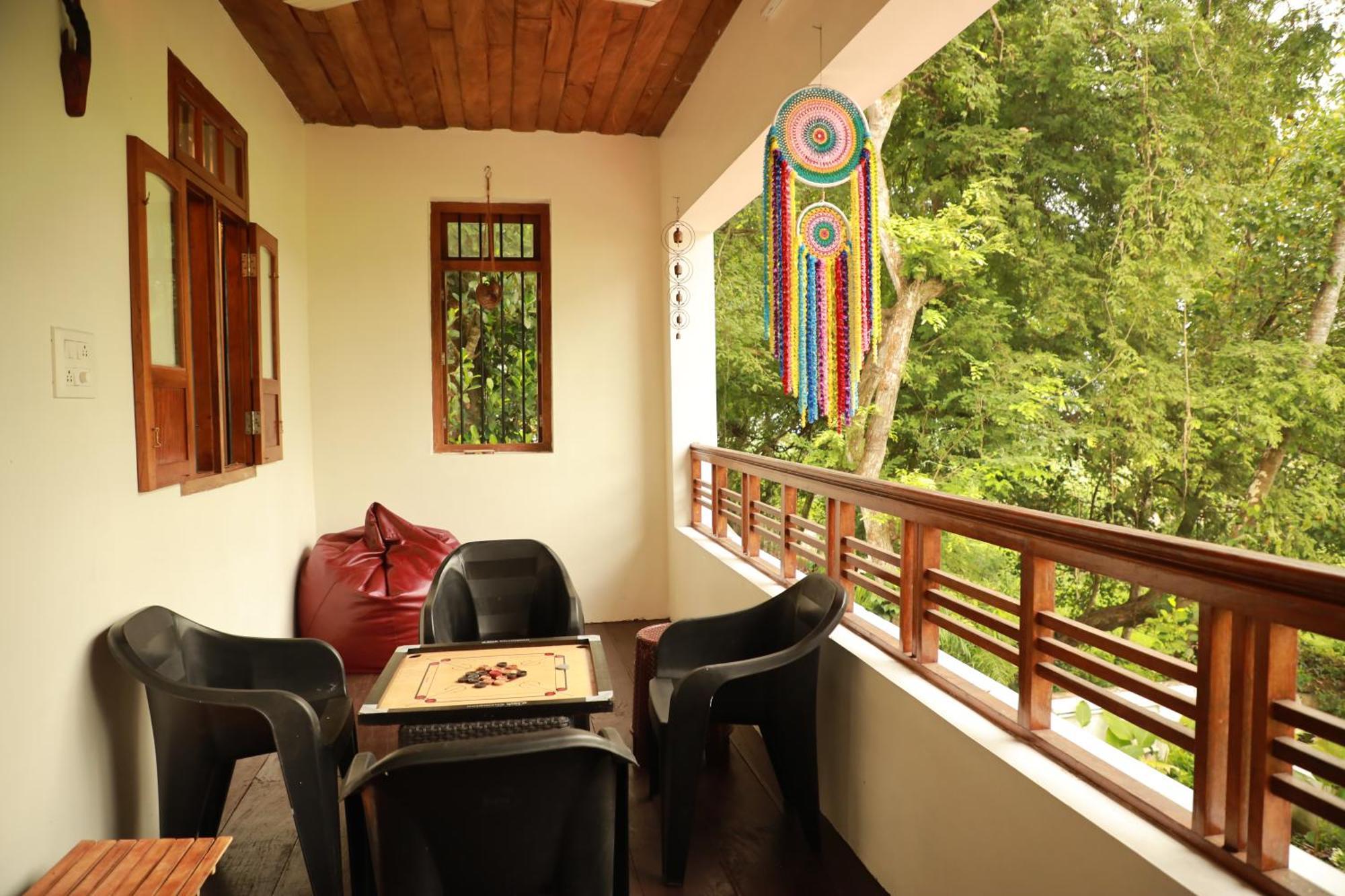 Kovalam Lake View Villa Vellayani Экстерьер фото