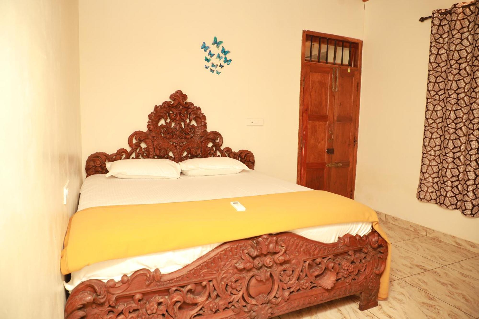 Kovalam Lake View Villa Vellayani Экстерьер фото